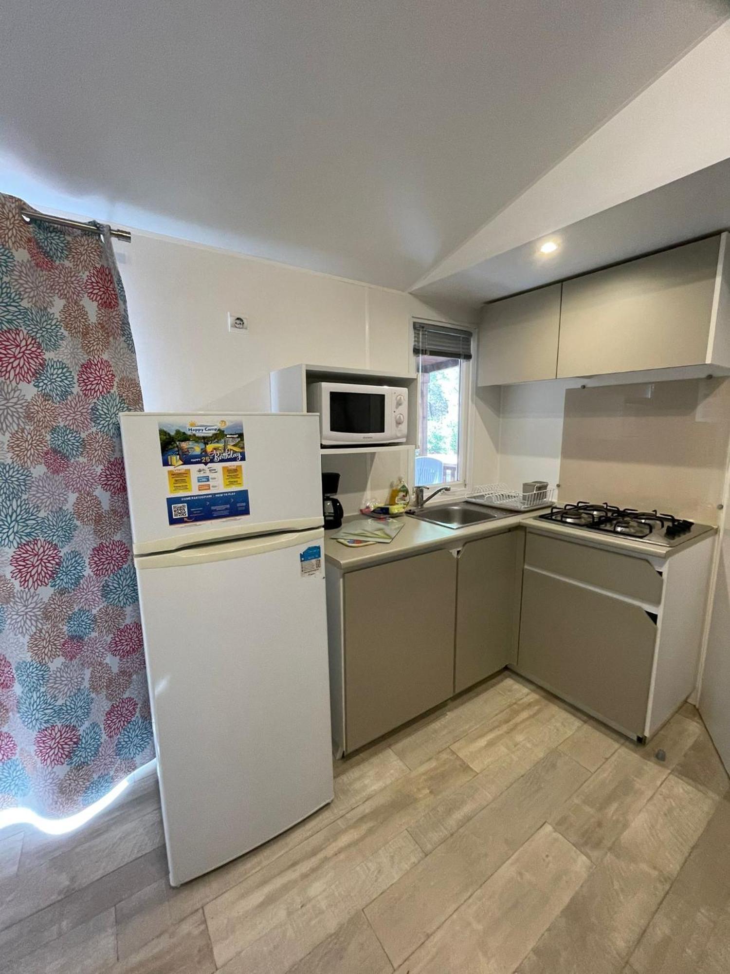 Happy Camp Mobile Homes In Camping Iscrixedda لوتْسوراي المظهر الخارجي الصورة